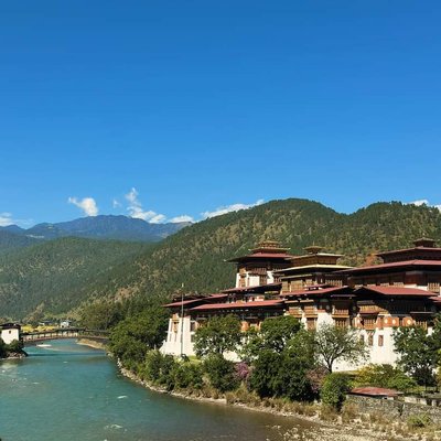 Center Bhutan Tour