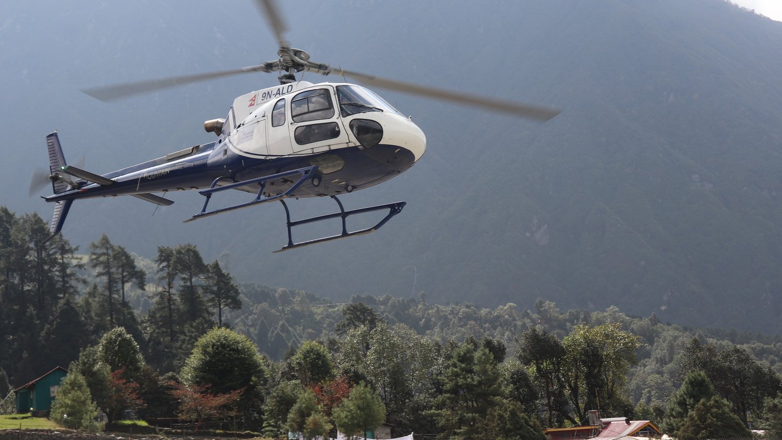 Mountain helicopter flight service in Nepal