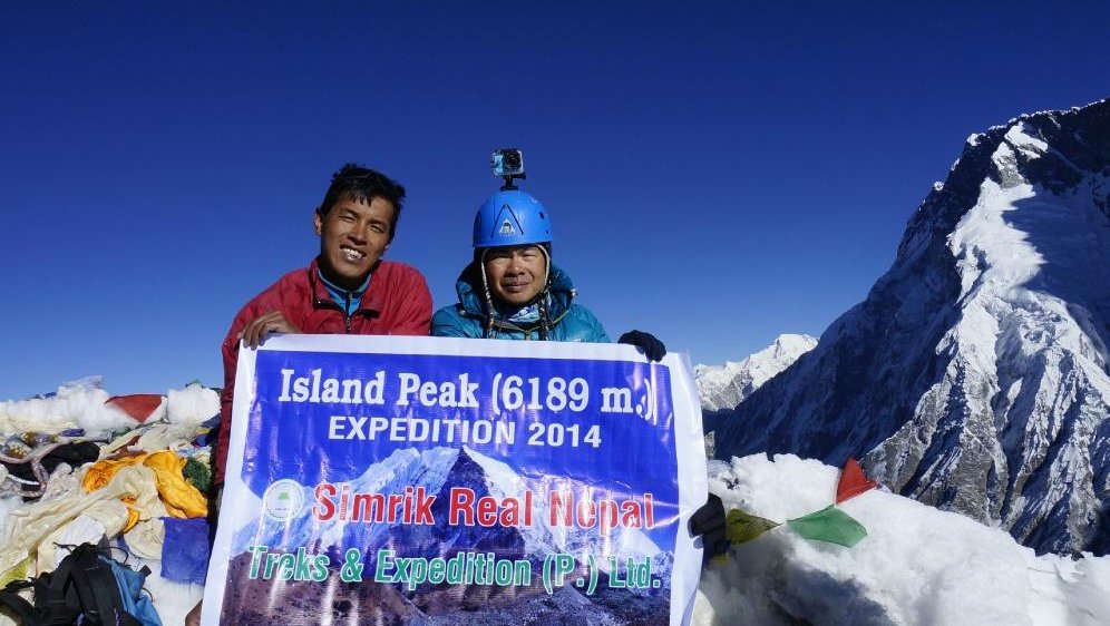 ISLAND PEAK CLIMBING