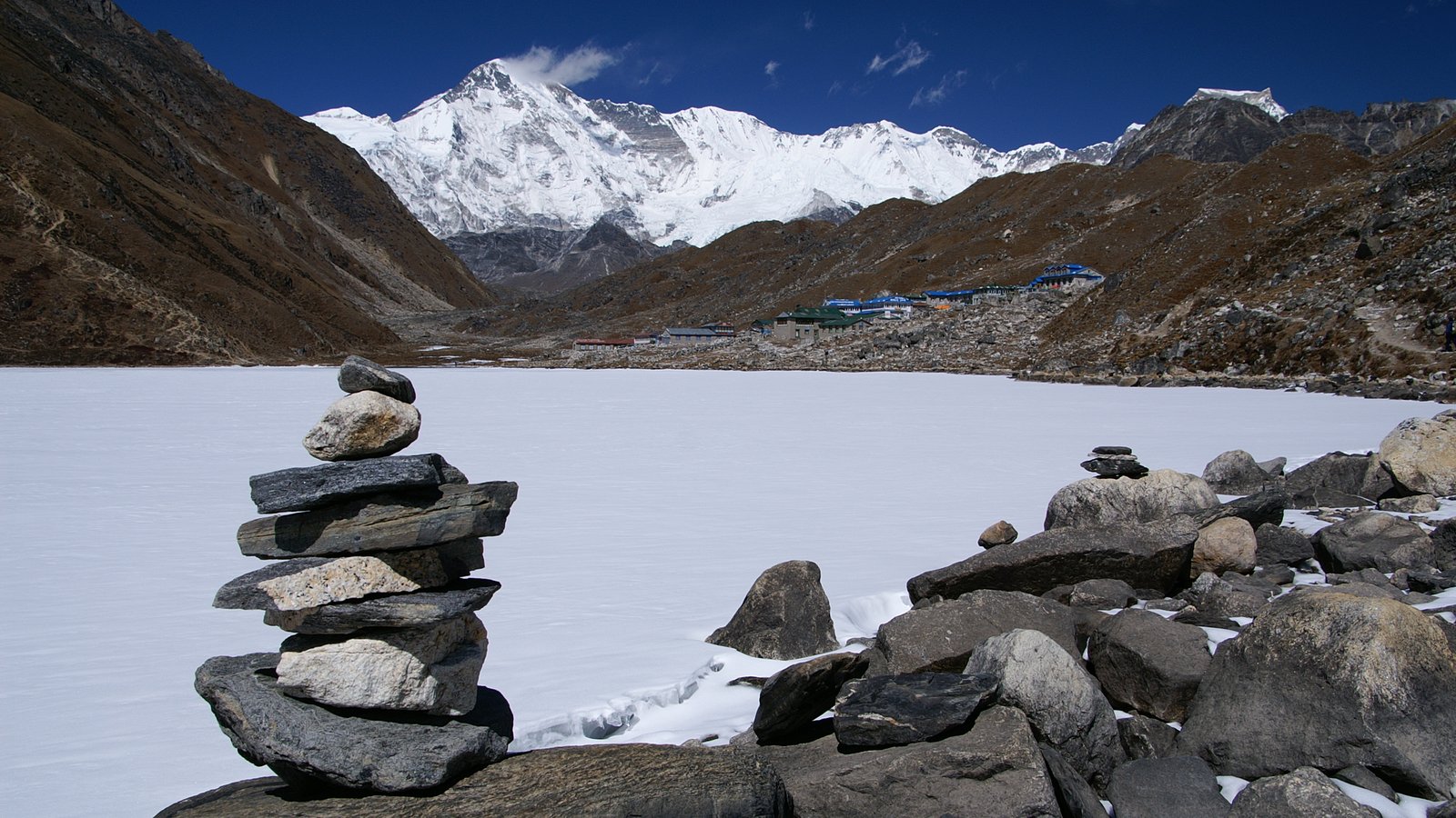 EVEREST REGION TREK