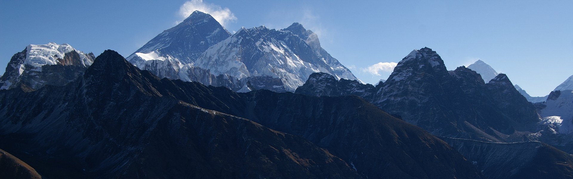 Everest Trekking