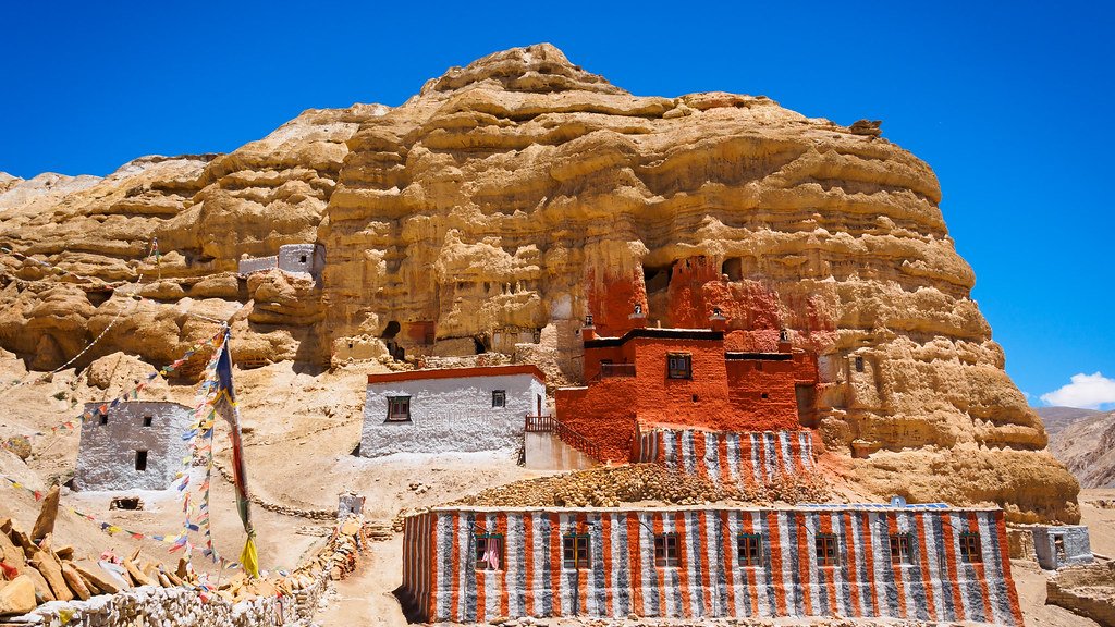 Scenic trail in Upper Mustang with red cliffs and Mustang’s unique Himalayan terrain