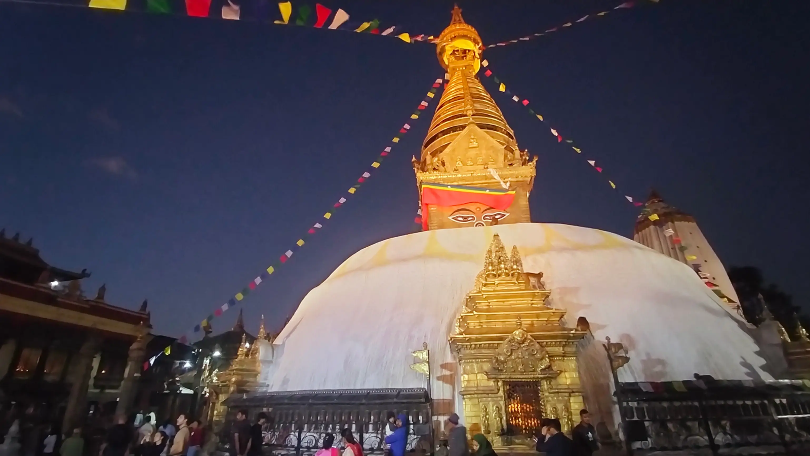Swayambhunath cultural tour Kathmandu heritage sightseeing