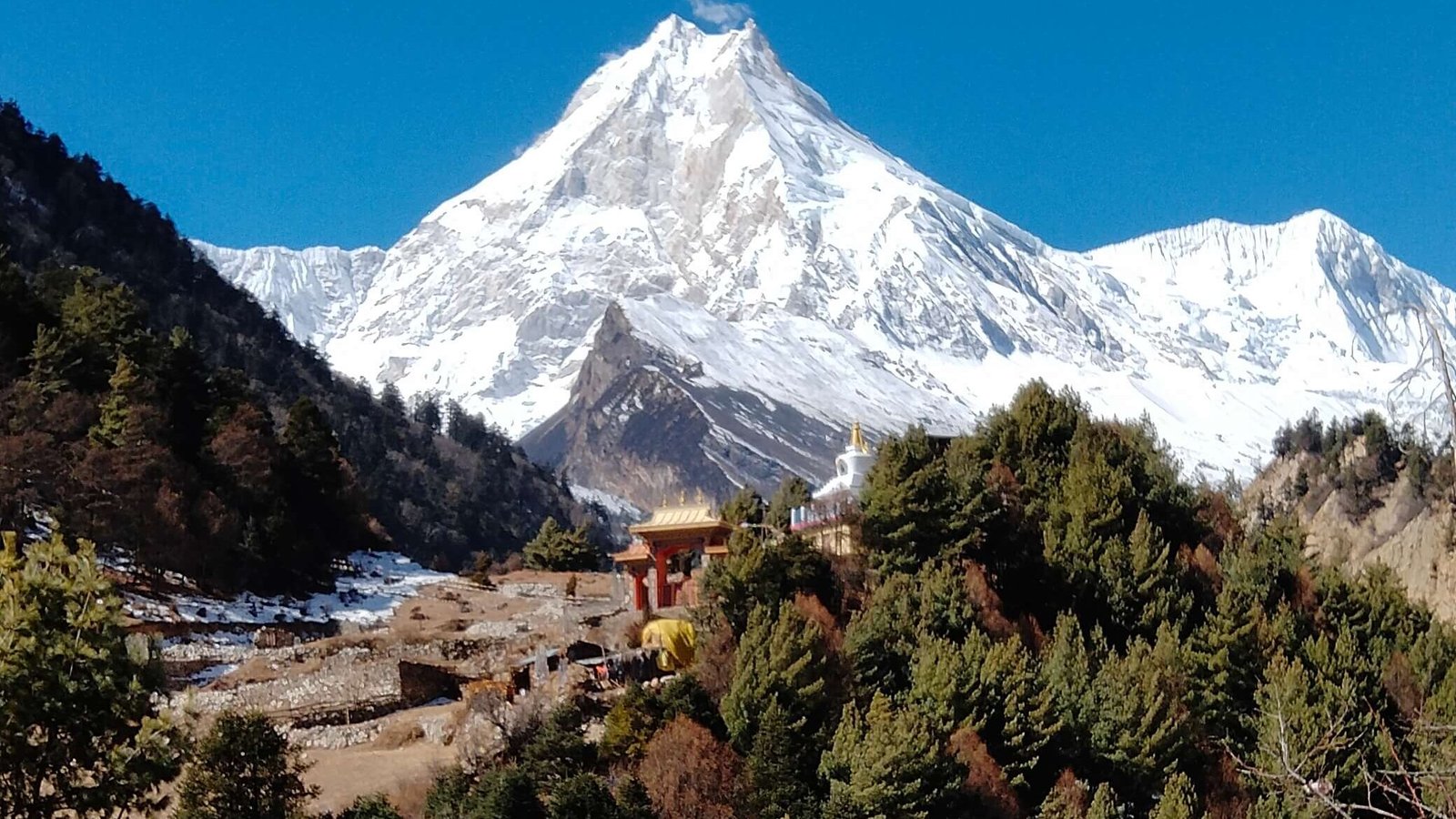 Manaslu Circuit Trek